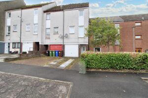 Mains Drive, Erskine, Renfrewshire, PA8 7JQ