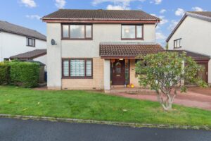 Flures Drive, Erskine, Renfrewshire, PA8 7DF